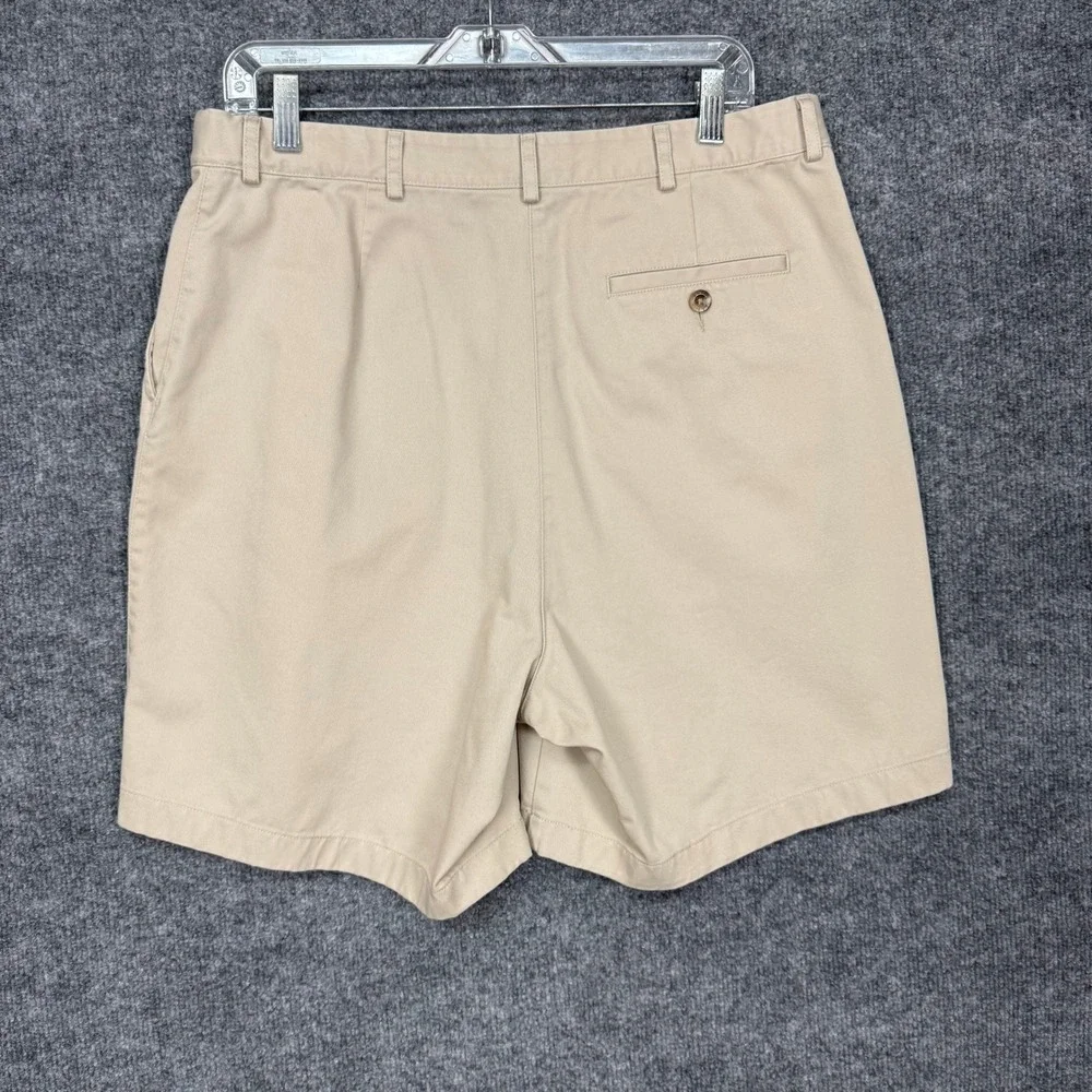 LL Bean Original Fit Shorts Womens 16 Khaki Tan Cotton Pleated High Rise Chino